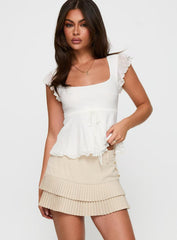 Auroraah Frill Top White