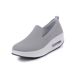 Elmira Women's Slip-On Platform Shoes
