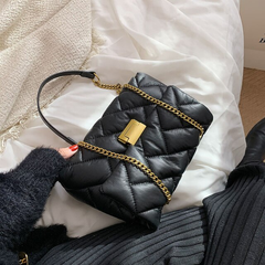 Izual Women's Chain Shoulder Handbag