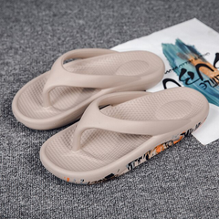 Vendy Men's Casual Flip Flops