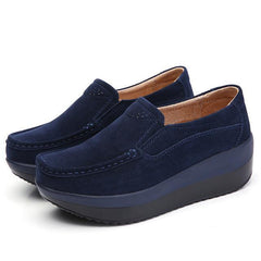 Beth M8 Women's Moccasin Shoes