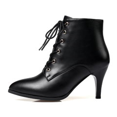Luisa Women's Lace-Up Ankle Boots