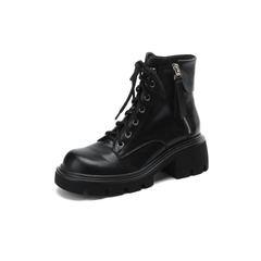 Macri Women's Lace-Up Fall Round Toe Boots