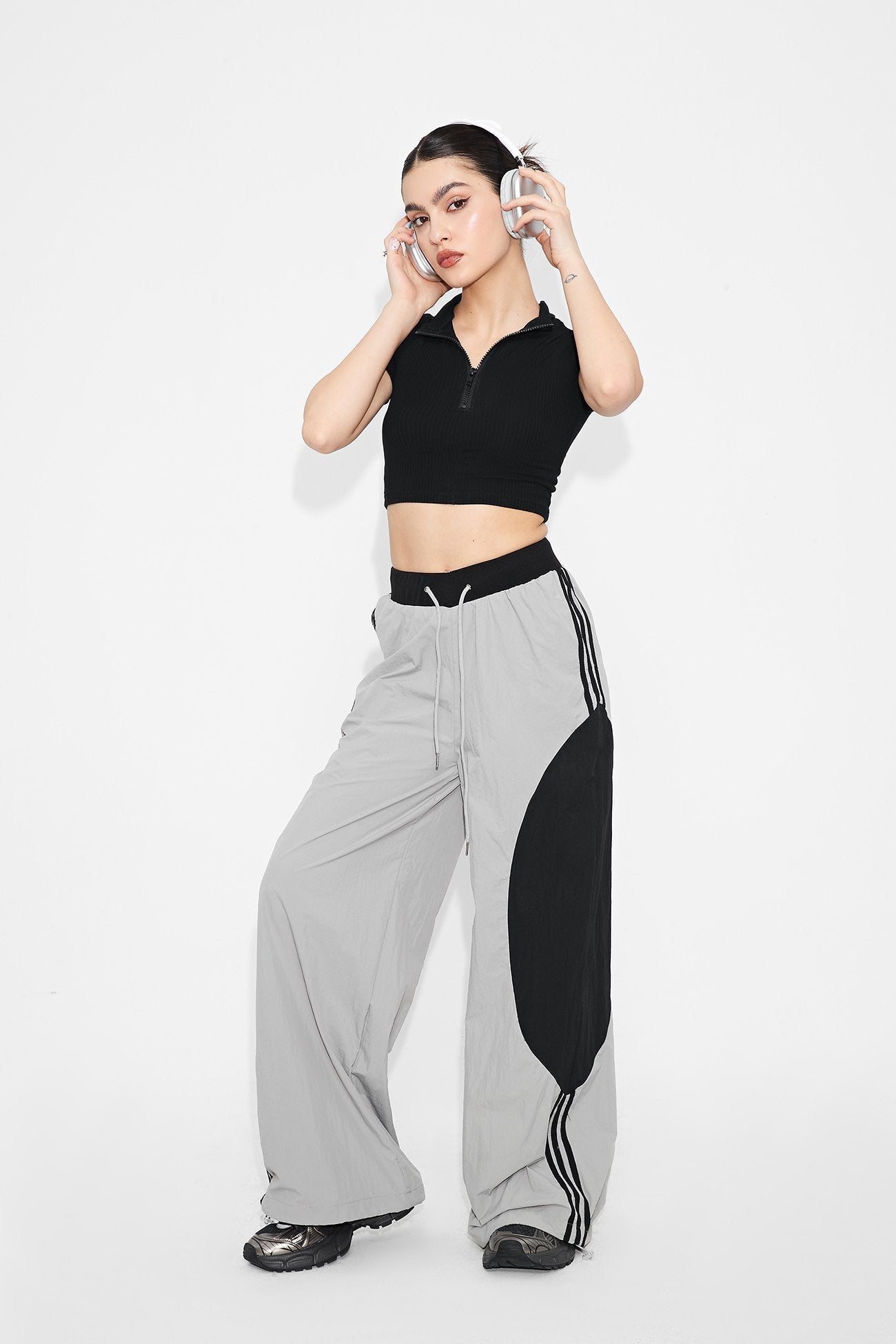 Drawstring Waist Colorblock Dual Pocket Joggers