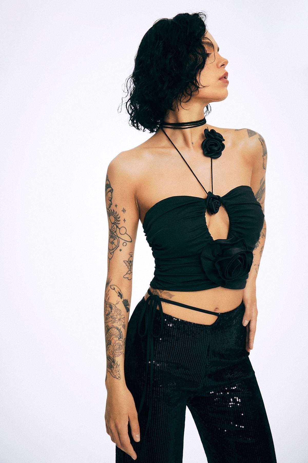 Floral Decor Halter Neck Ruched Backless Crop Top