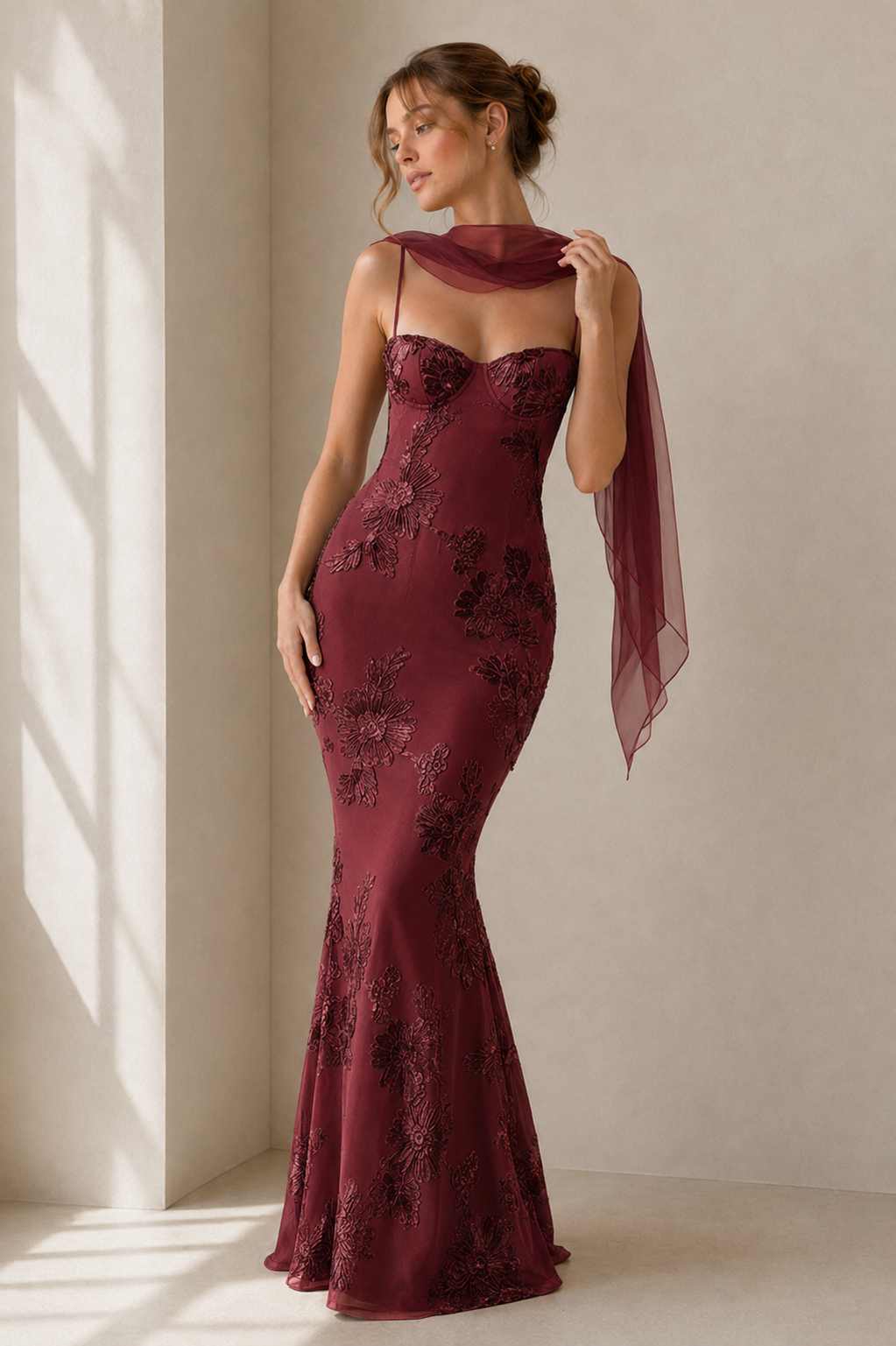 3D Applique Bone Pad Tie Back Solid Prom Dress