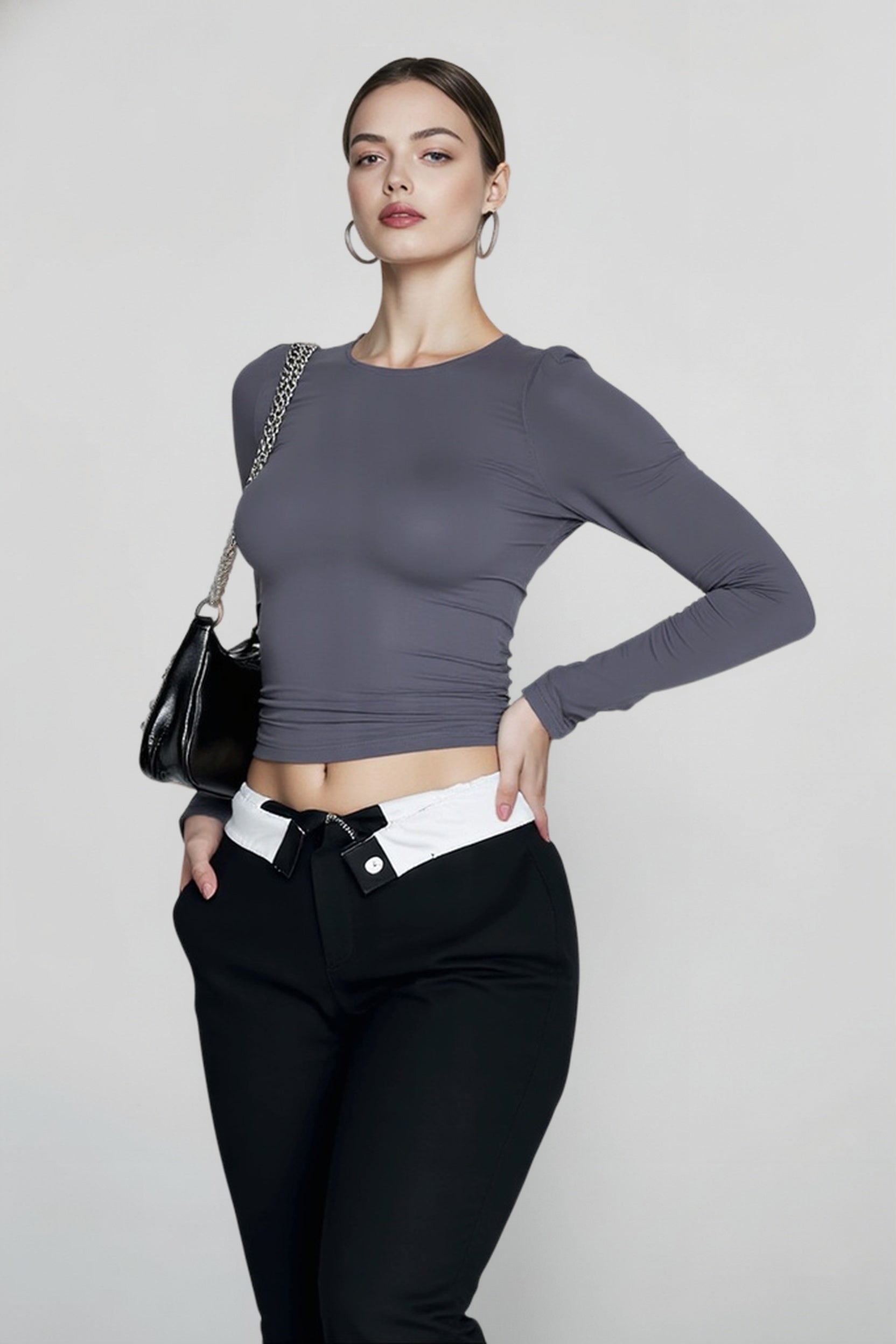Basic Round Neck Long Sleeve Pullover Tee