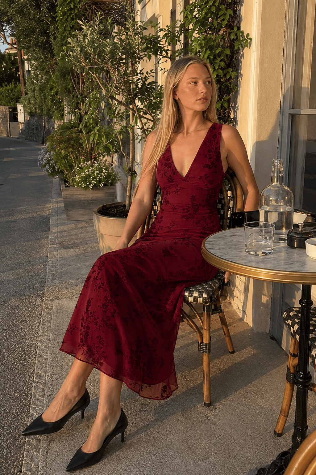 Floral Print V-Neck Sleeveless Fitted Party Dress