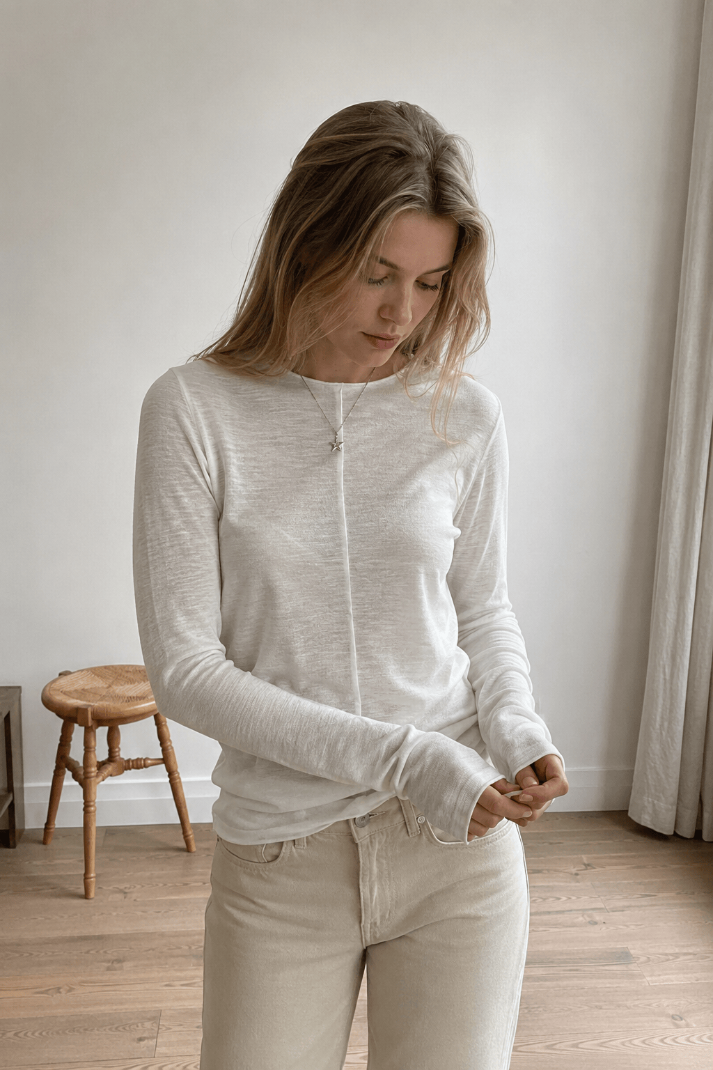 White Crew Neck Long-Sleeve Layering Knit Top