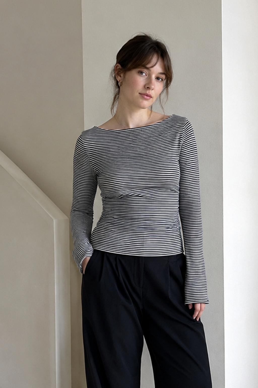 Basic Crew Neck Backless Striped Fitted Knit Blouse