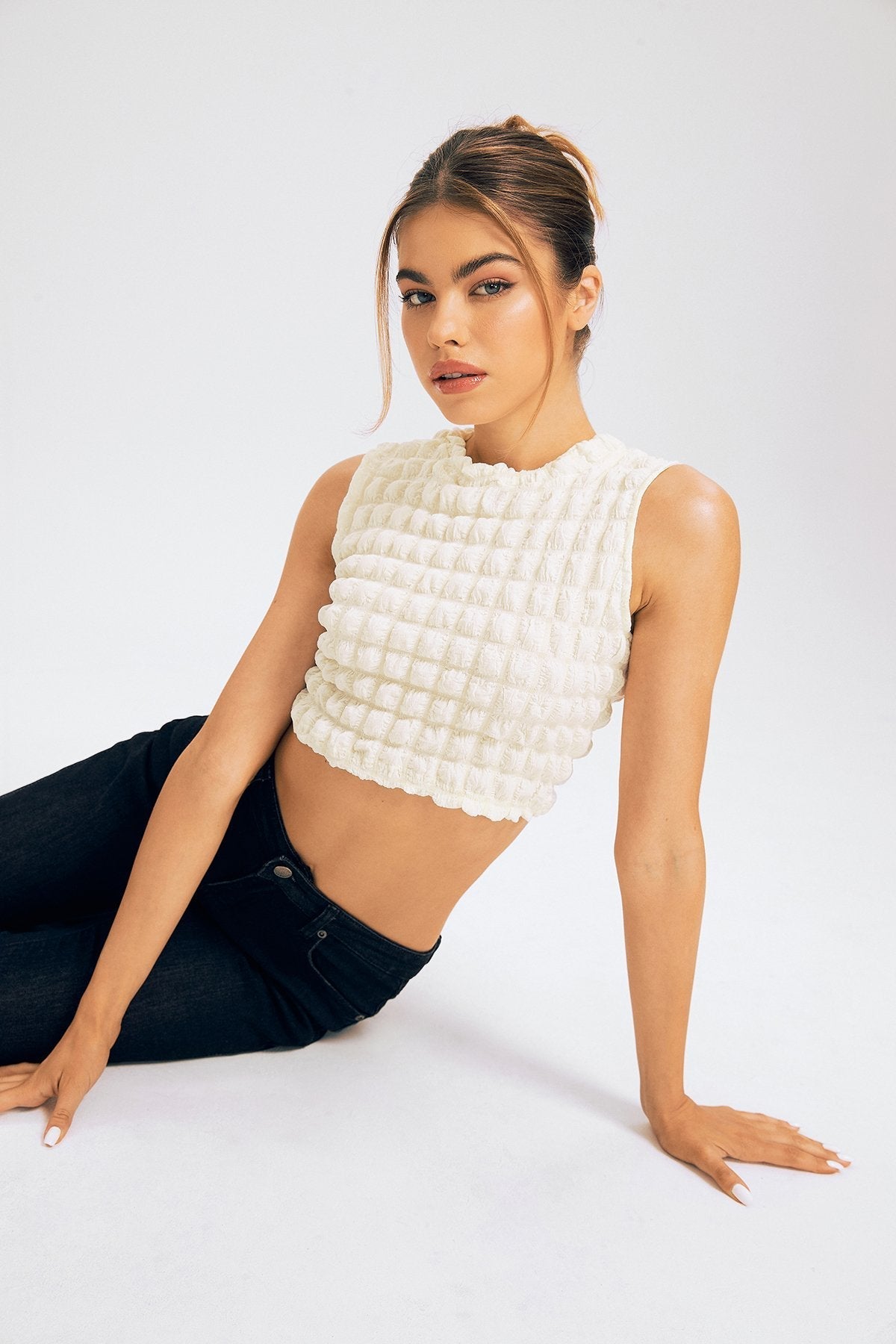 Bubble Textured Lettuce Trim Sleeveless Crop Top