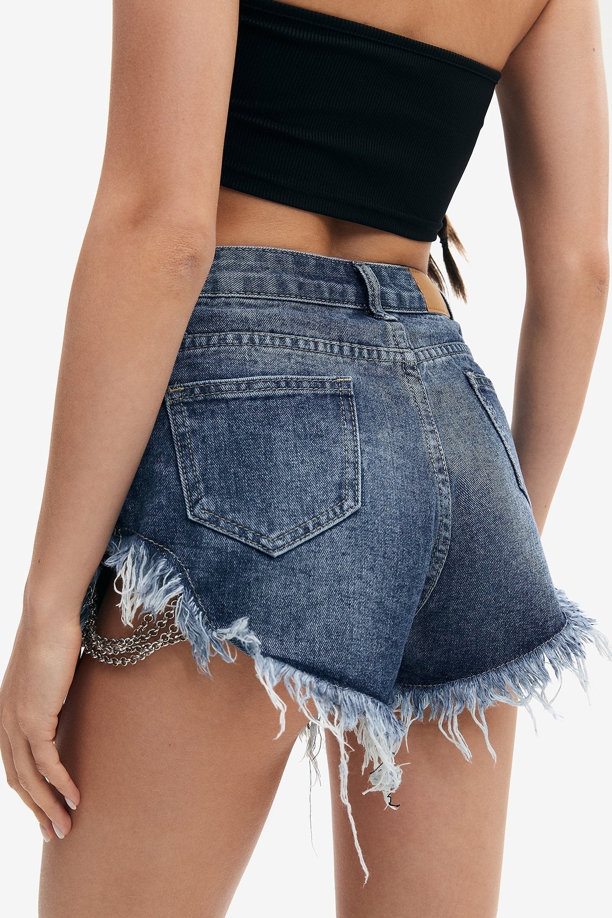High Waist Frayed Chain Detail Denim Shorts