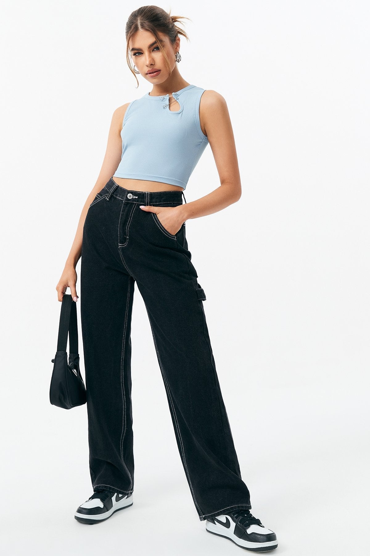 Cut Out Pin Detail Sleeveless Crop Tee
