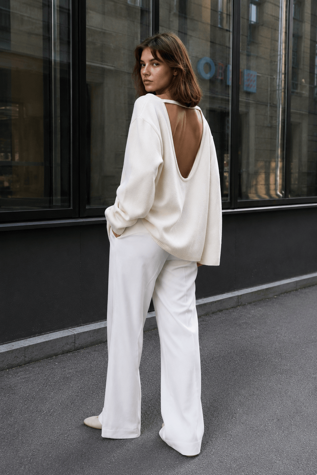 Backless Loose Fit Knit Blouse