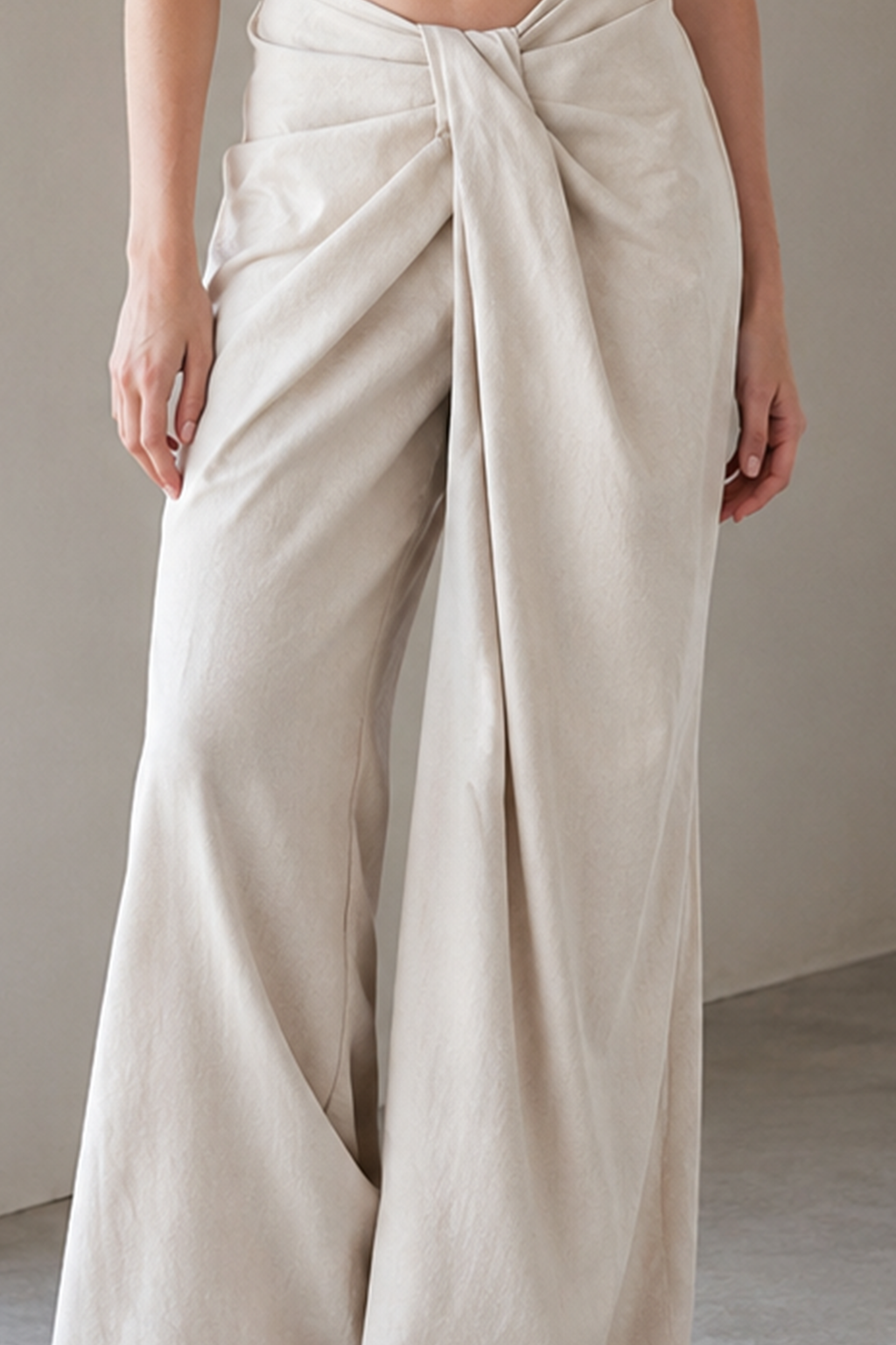 Asymmetrical Twist Solid Wide Leg Pants