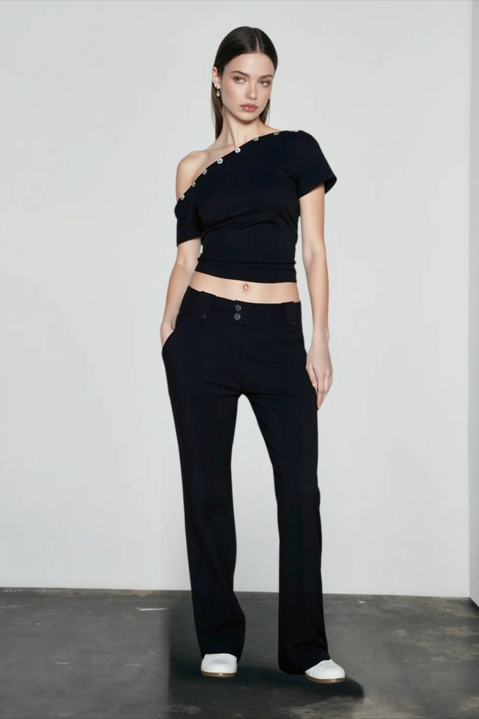 Off Shoulder Cinched T-shirts