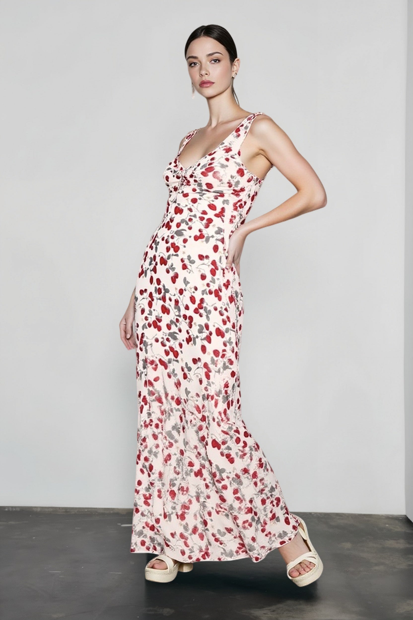 Low Cut Printed Cami Bodycon Vacation Dress