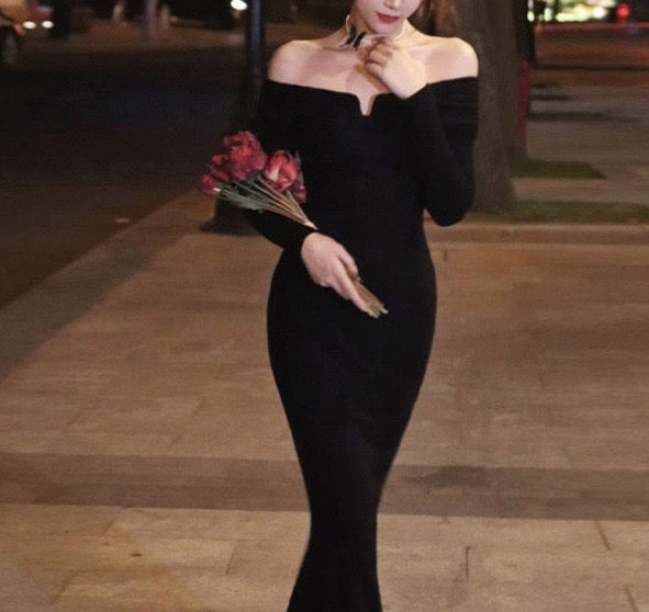 Ribbed Modal Long Sleeve Maxi Dress in Black