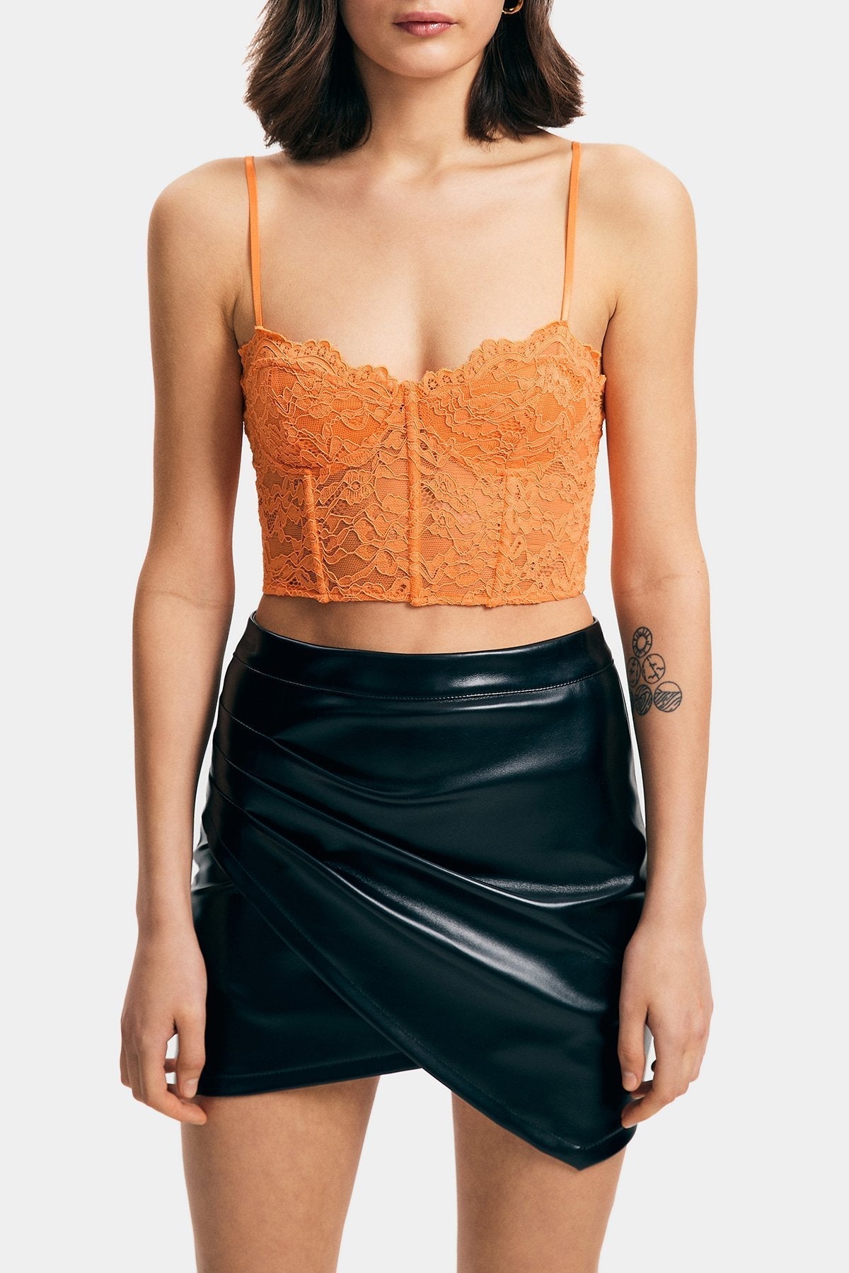 Floral Lace Plunging Neck Boning Backless Crop Top