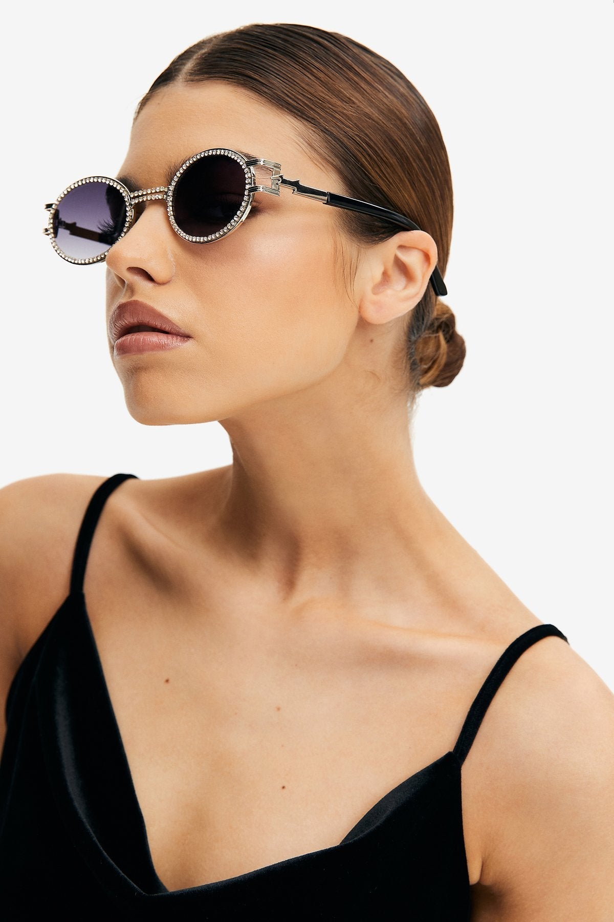 Rhinestone Decor Oval Frame Fashion Sunglasses