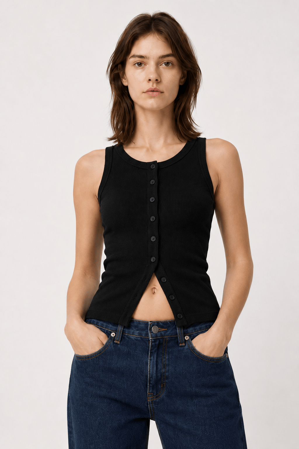 Round Neck Sleeveless Knit Top