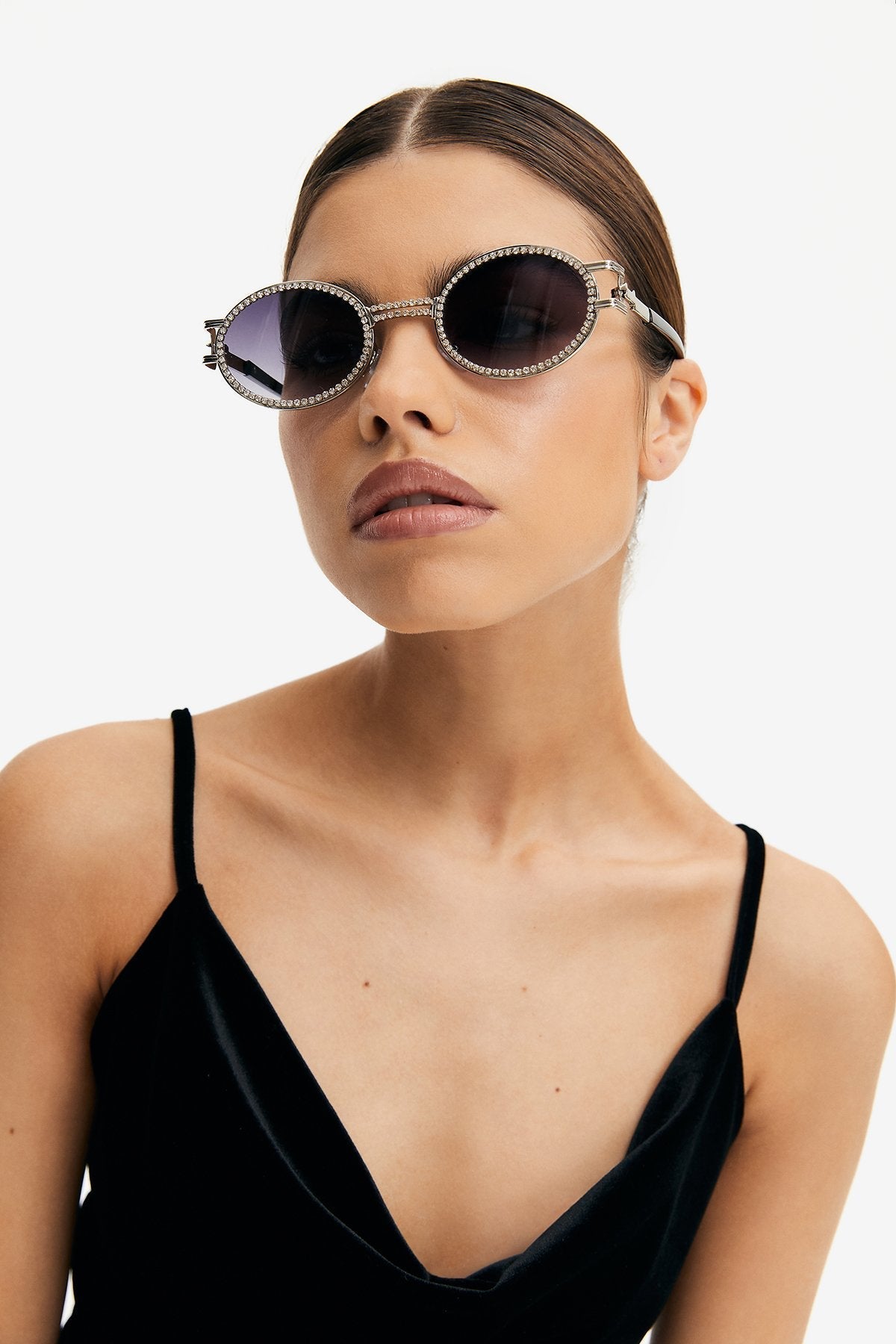 Rhinestone Decor Oval Frame Fashion Sunglasses
