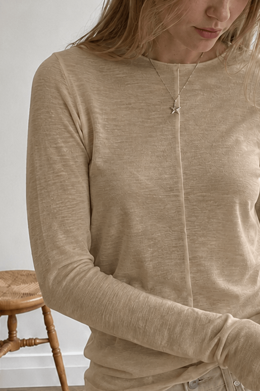 White Crew Neck Long-Sleeve Layering Knit Top