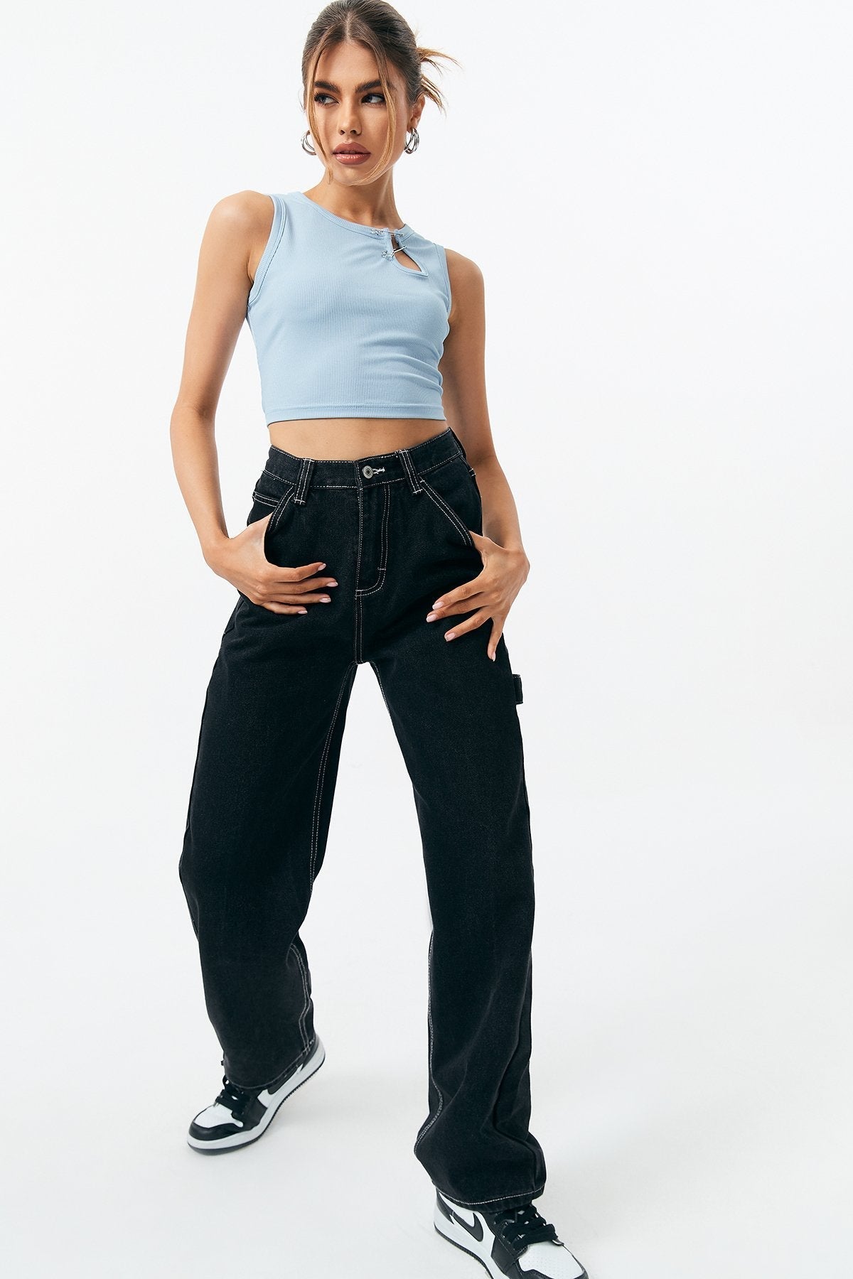 Cut Out Pin Detail Sleeveless Crop Tee