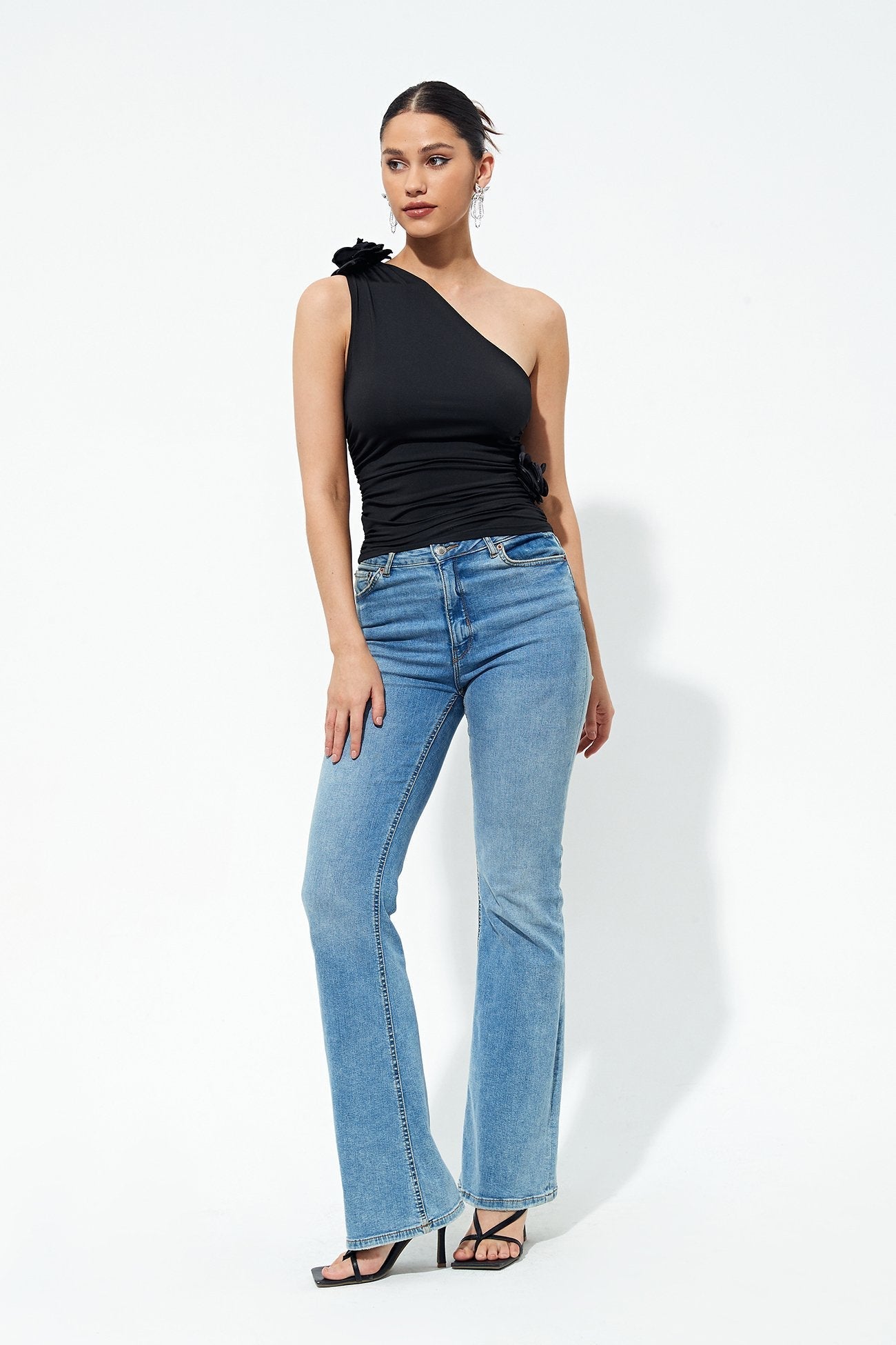 One Shoulder Three-dimensional Flower Ruched Top