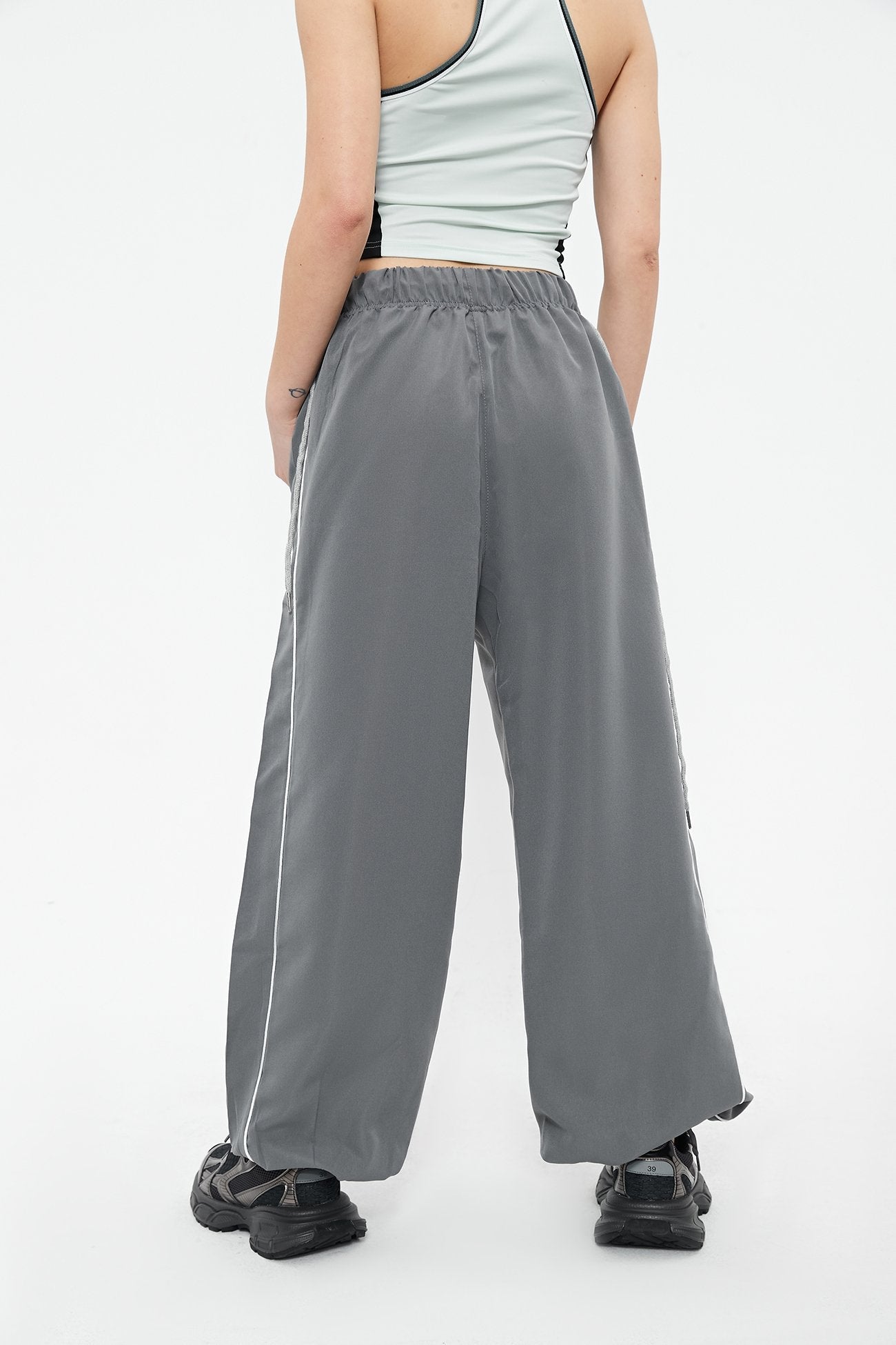 Elastic Waist Colorblock Trim Drawstring Hem Cargo Pants