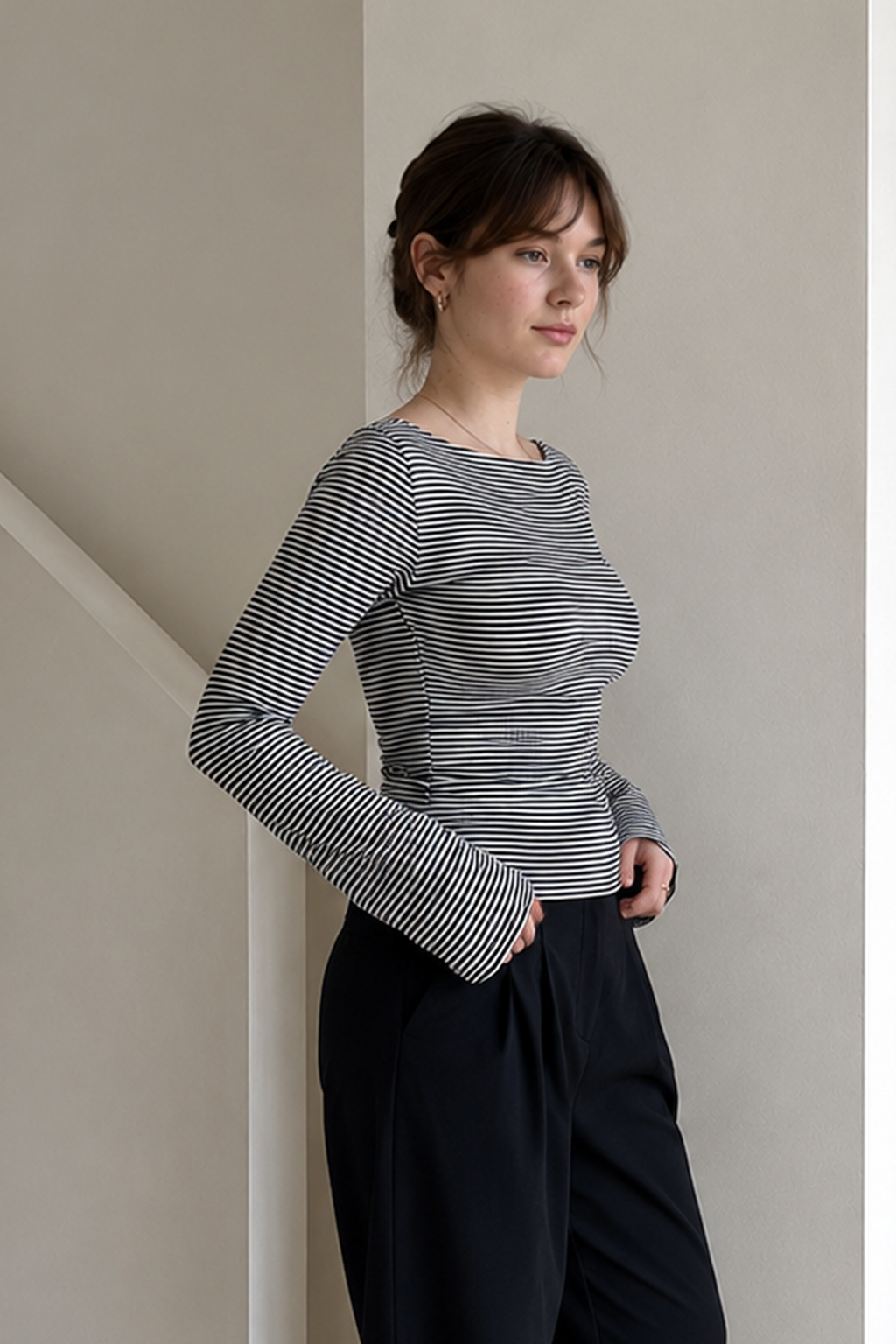 Basic Crew Neck Backless Striped Fitted Knit Blouse