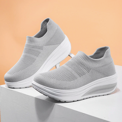 Aika Women's Platform Sneakers