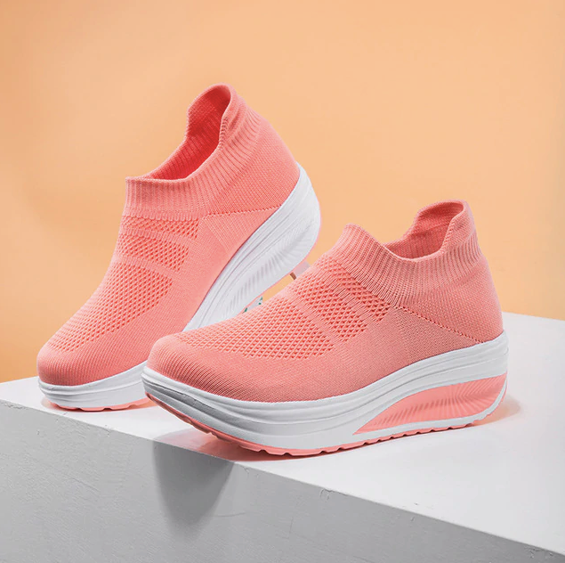 Aika Women's Platform Sneakers