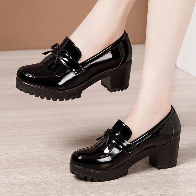 Amanda Women's Patent Slip on