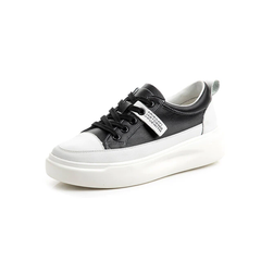 Archi Women's Leather Lace Up Sneaker
