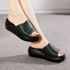 Aurora Women's Platform Slipper