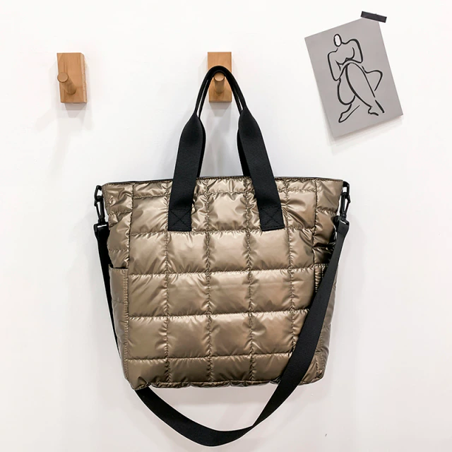 Bellini Women's Quilted Handbag With Short Handle