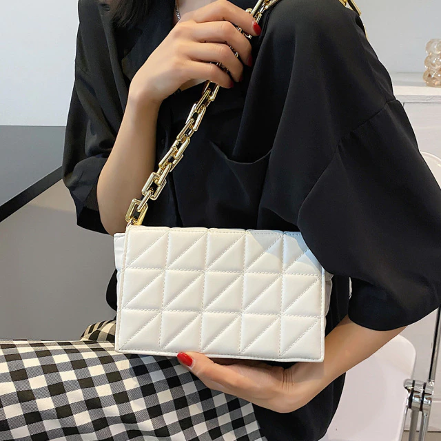 Kamel Women's  Handbag Chunky Chain Quilted Leather