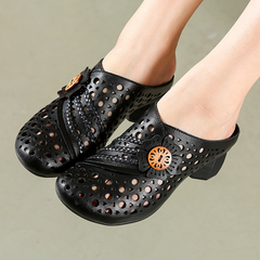Lindy Women's Clogs