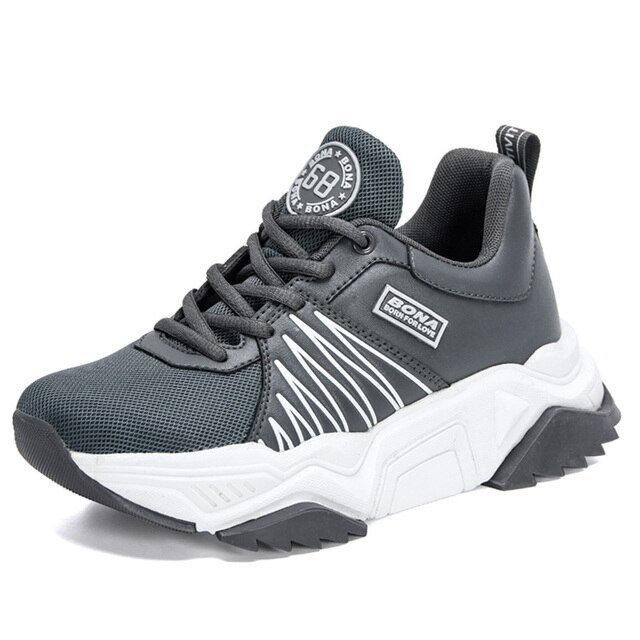 Mila Women's Sneaker
