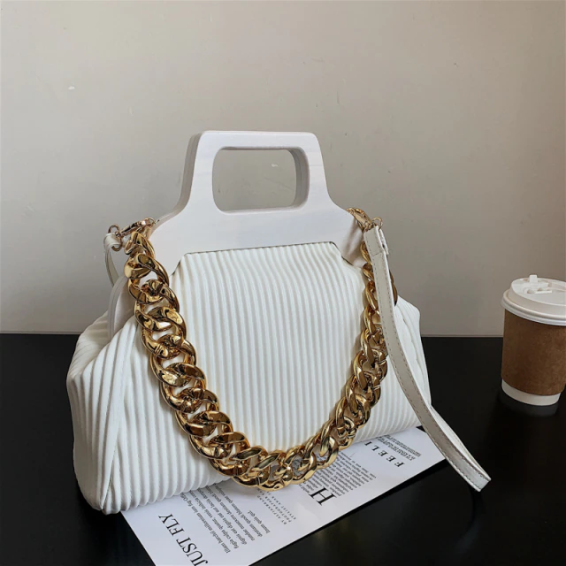 Pereira Women's Leather Chain Handbag