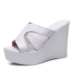 Ruth Women's Platform Wedge
