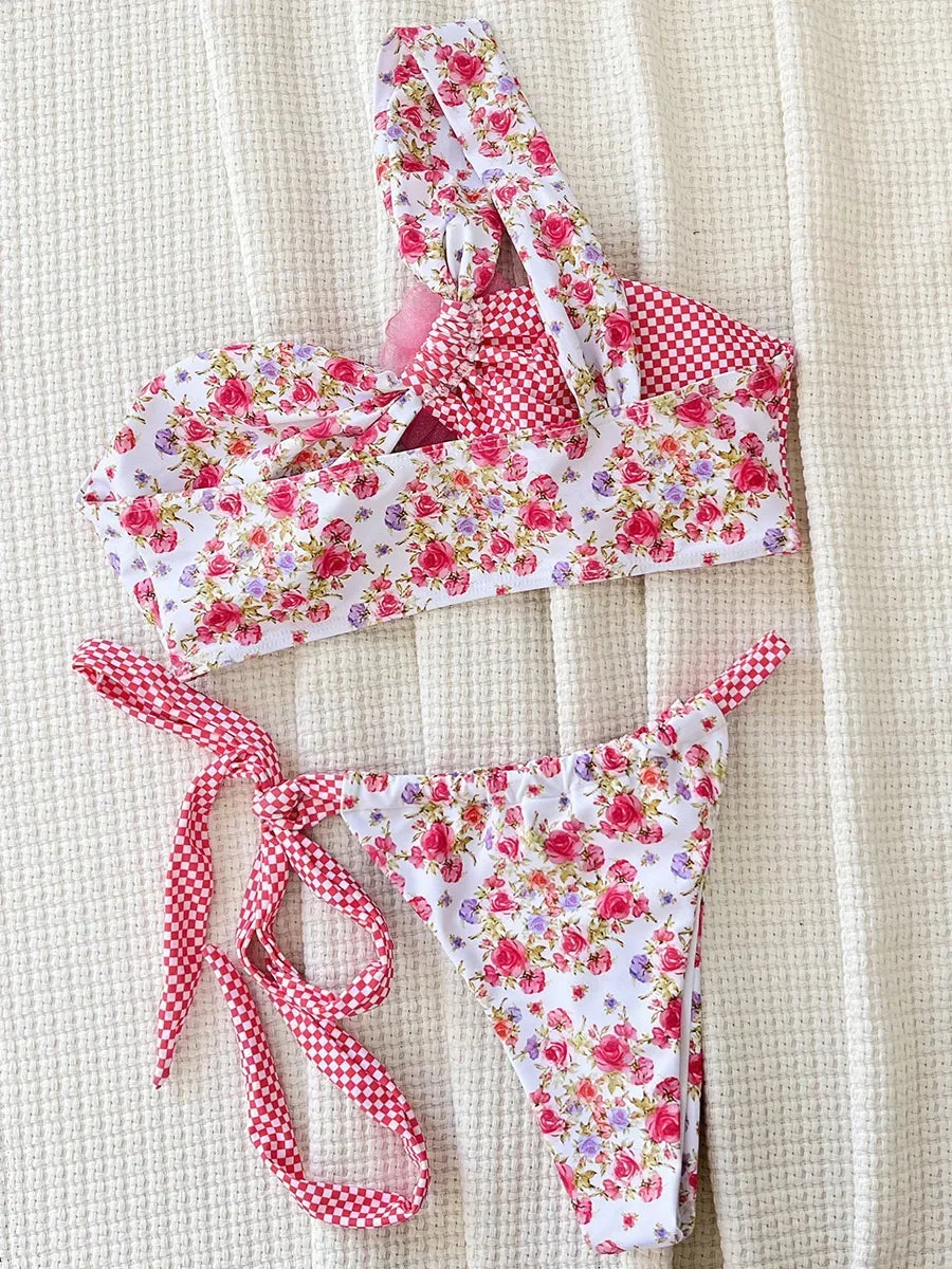 Splicing 3D Flowers One Shoulder High Cut Bikini