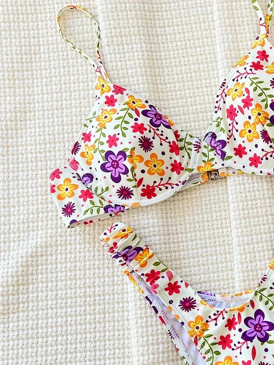 Flowers Printed Underwired High Cut Bikini