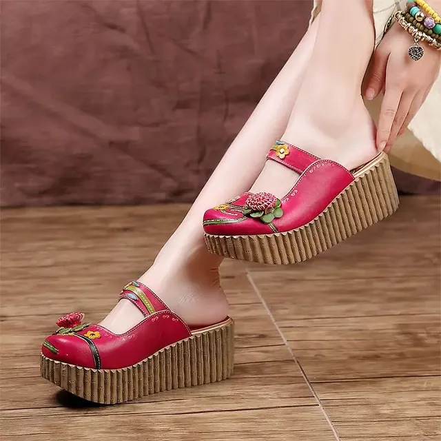 Sabrina Women's Clogs