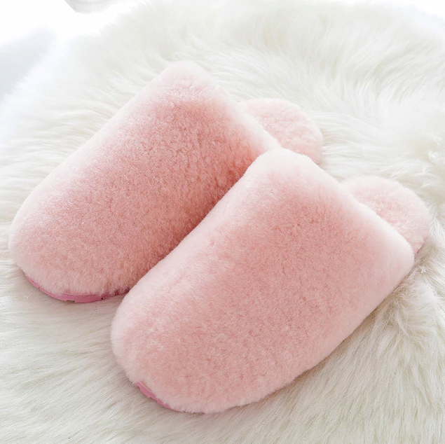 Sheep Women's Comfortable Slippers