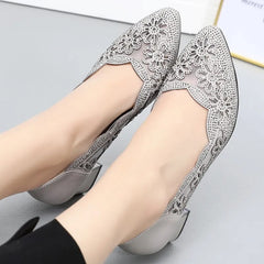 Emiliana Women's Pumps