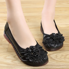 Estelita Women's Leather Flat