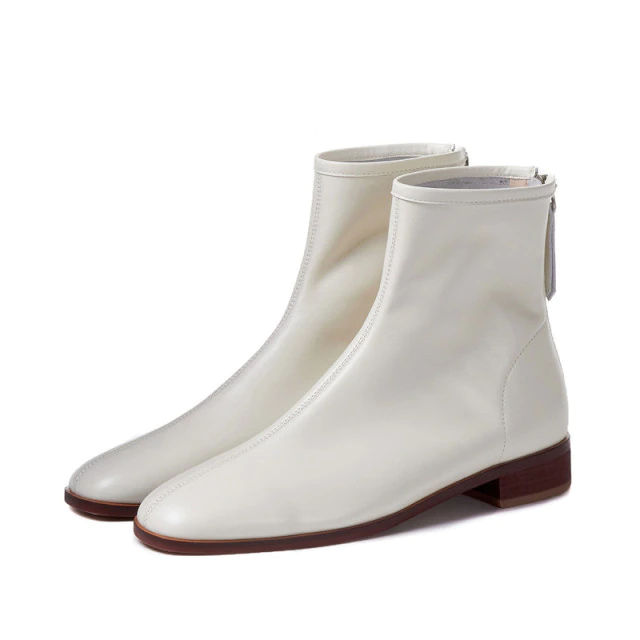 Yatra Women's Leather Black Boots