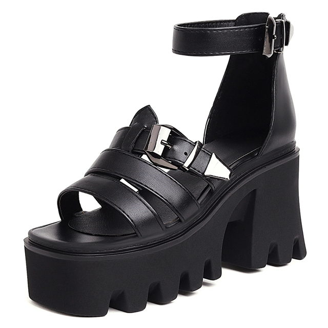 Zuri Women's Plaform Sandal